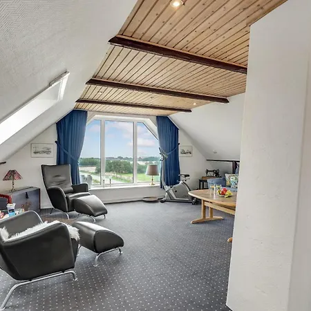 Gorgeous In With Wifi *